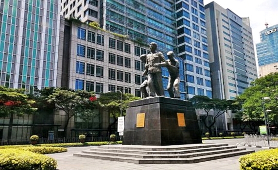 Salcedo Square Salcedo Square